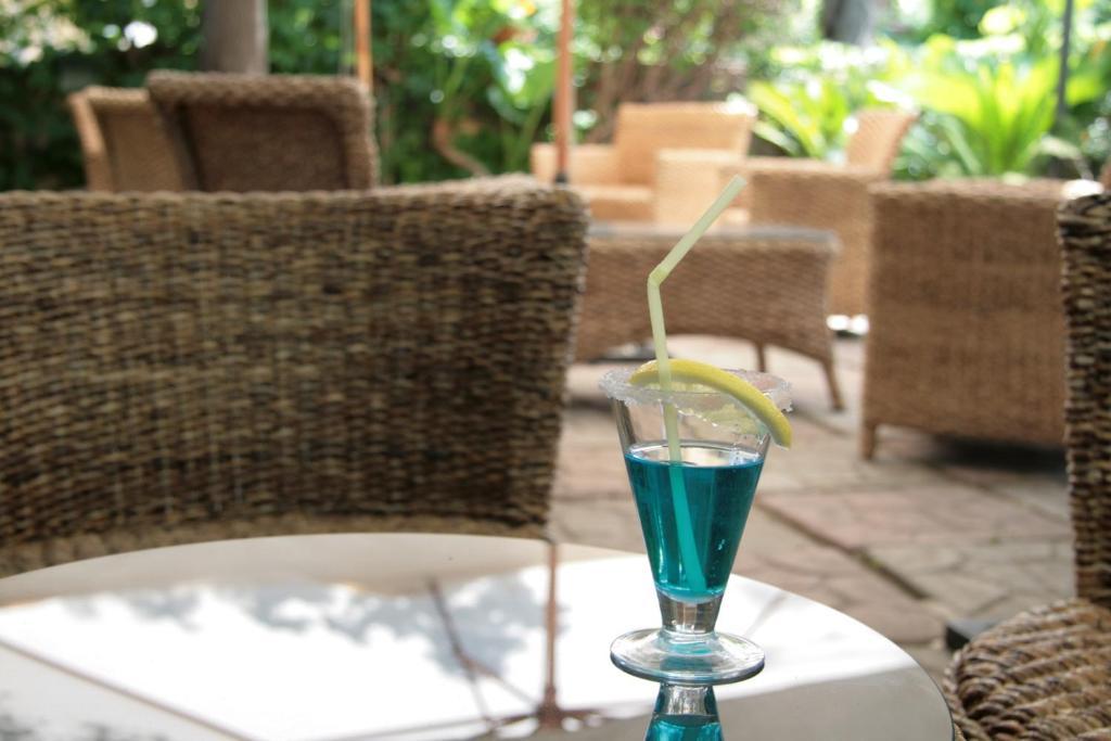 Hotel Ristorante Solari Бриатико Экстерьер фото